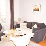 Hostnfly Apartments - Superb Warm Appt Near Montmartre