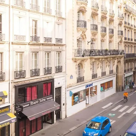 Apartment Hostnfly - Superb Warm Appt Near Montmartre *